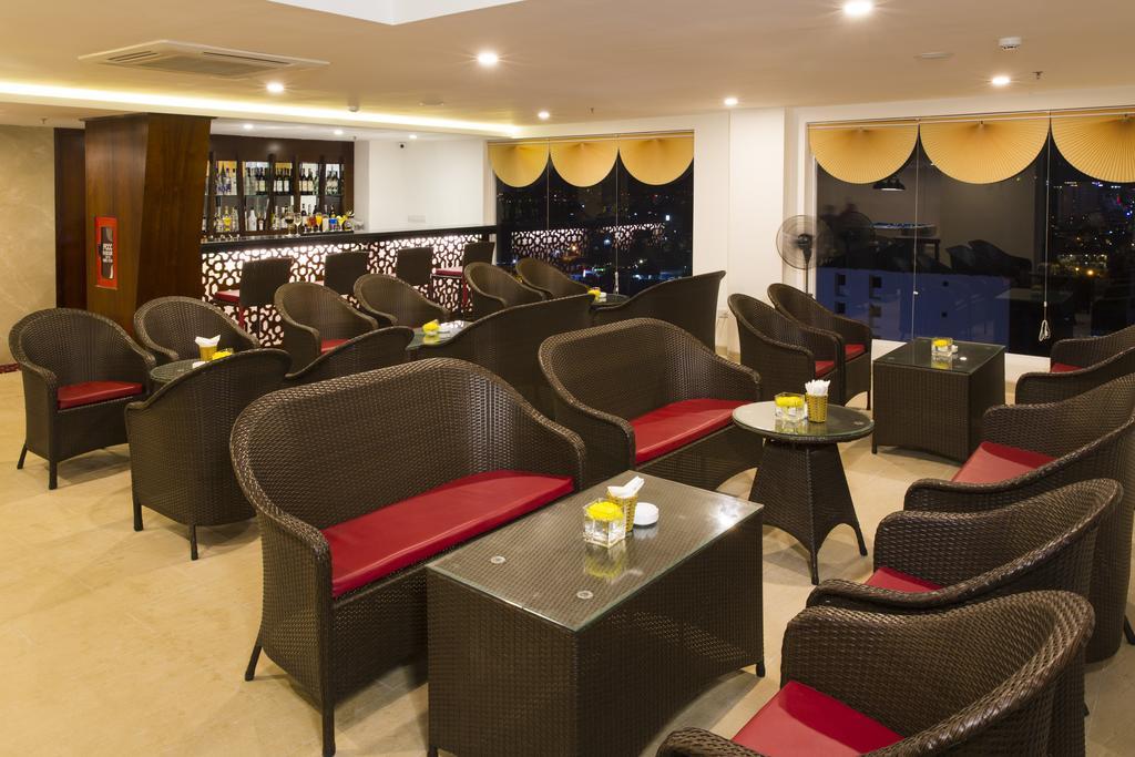 Regalia Nha Trang Hotel Bagian luar foto