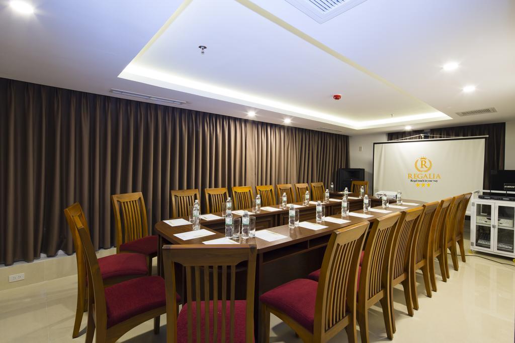 Regalia Nha Trang Hotel Bagian luar foto