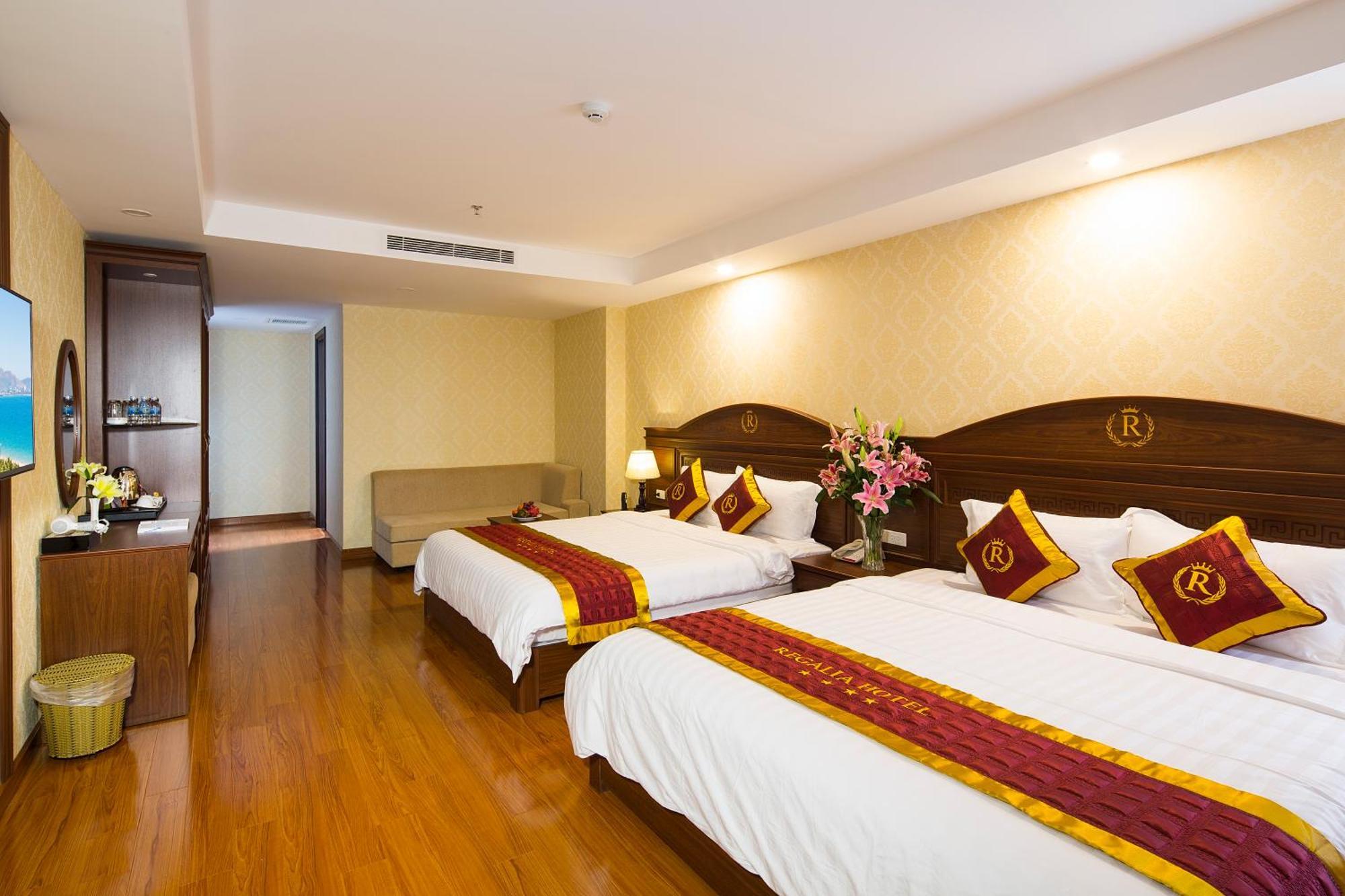 Regalia Nha Trang Hotel Bagian luar foto
