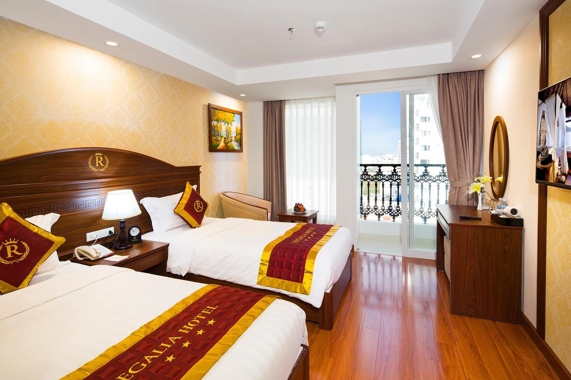 Regalia Nha Trang Hotel Bagian luar foto