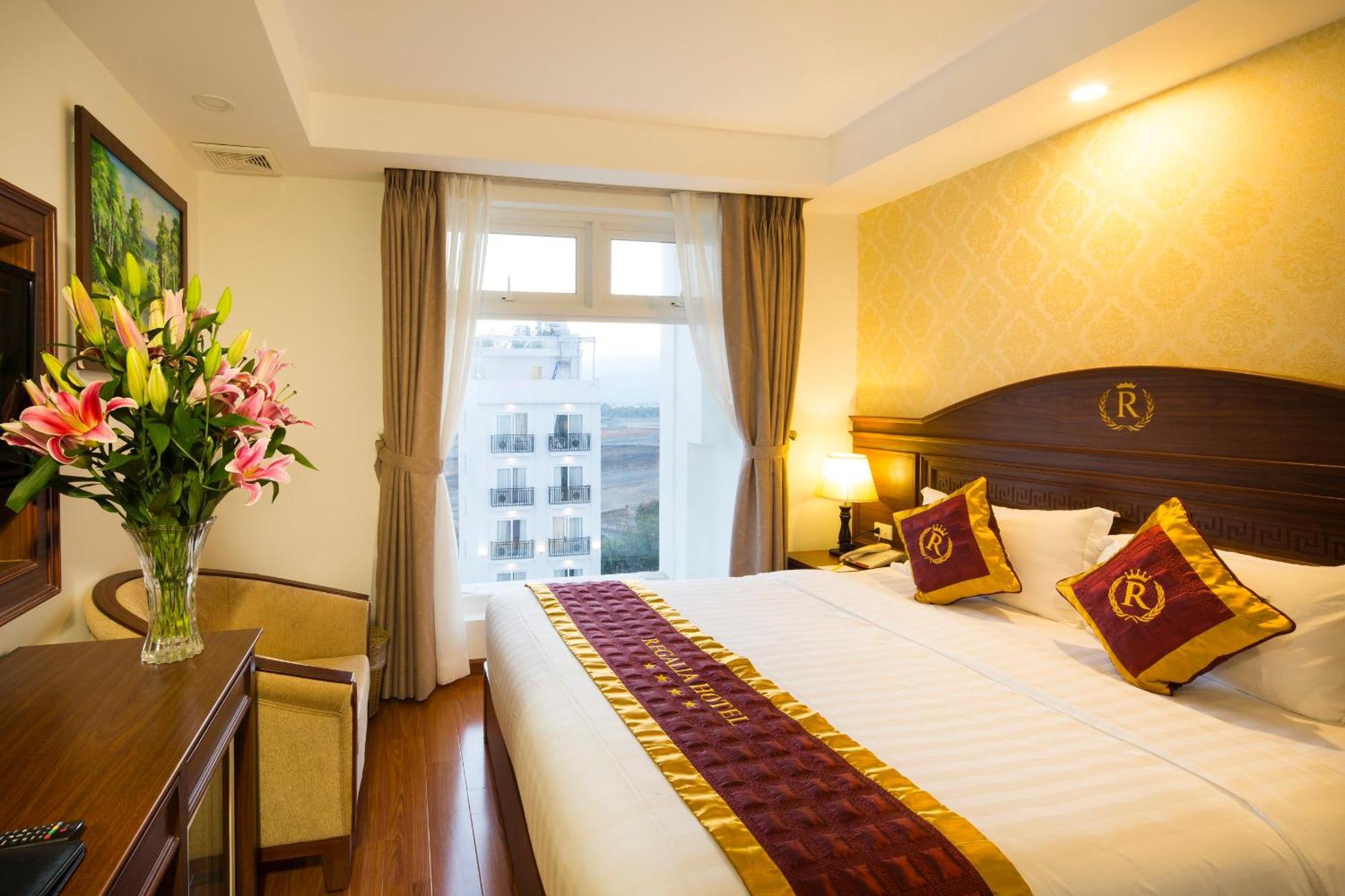 Regalia Nha Trang Hotel Bagian luar foto
