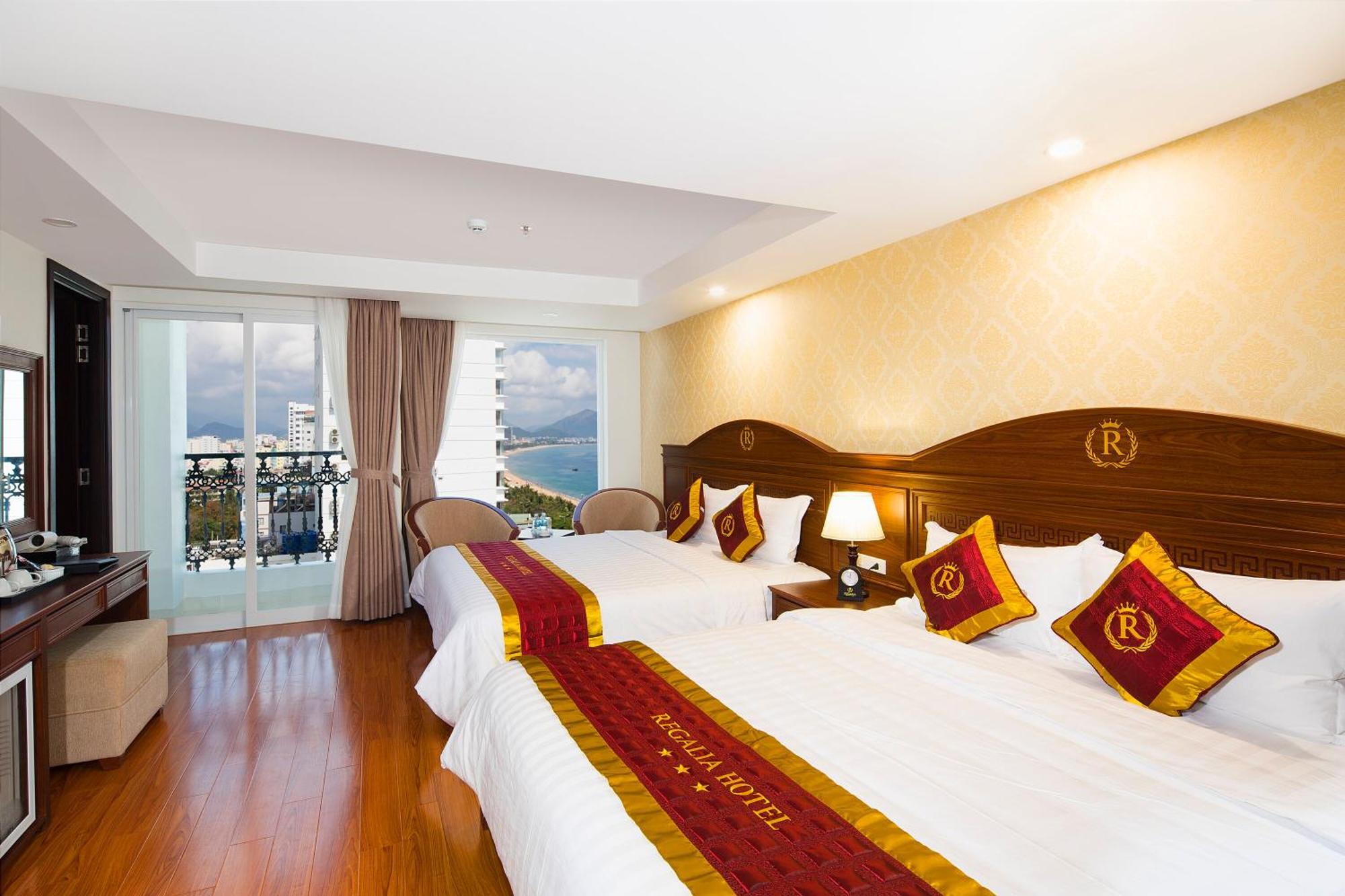 Regalia Nha Trang Hotel Bagian luar foto