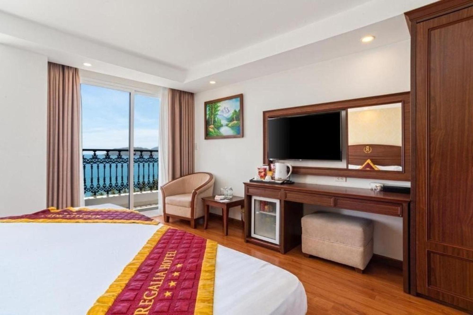 Regalia Nha Trang Hotel Bagian luar foto