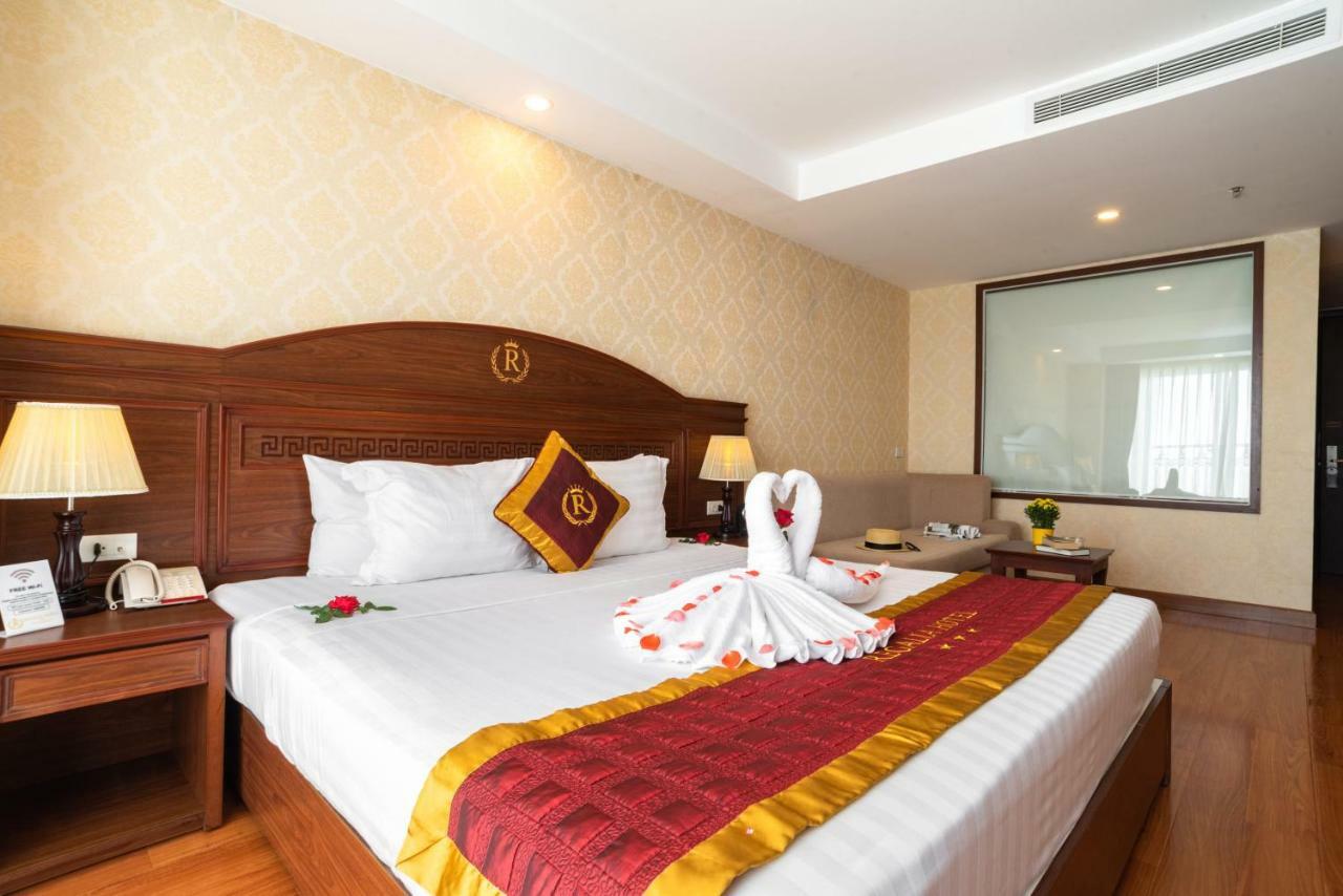 Regalia Nha Trang Hotel Bagian luar foto