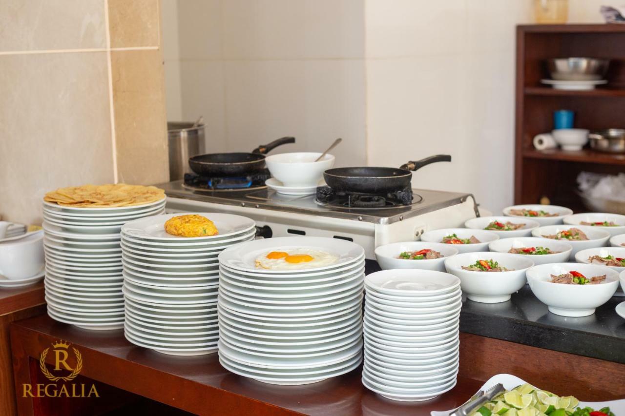 Regalia Nha Trang Hotel Bagian luar foto