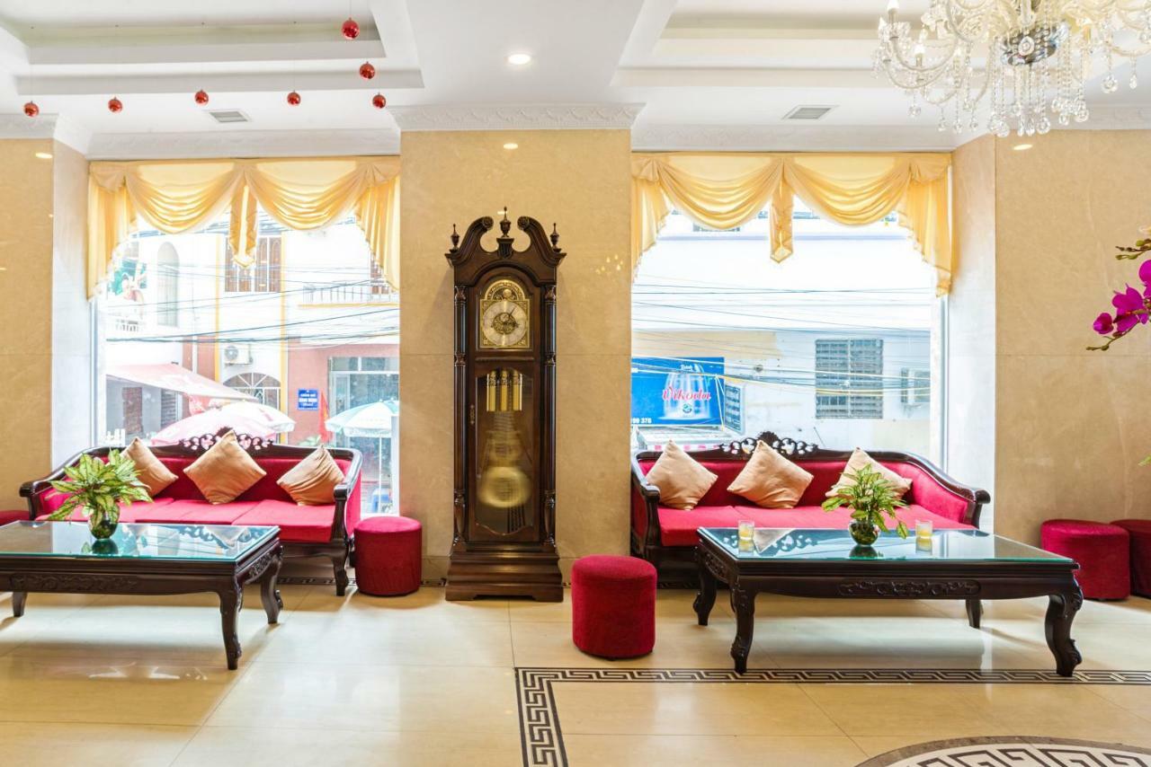 Regalia Nha Trang Hotel Bagian luar foto